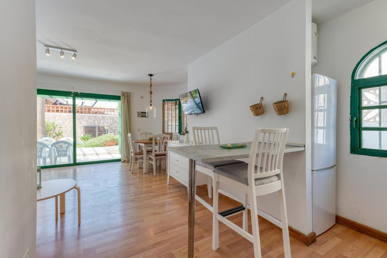 Homeforguest Apartment With Pool And Terrace 1 Min From The Beach Corralejo Exterior photo