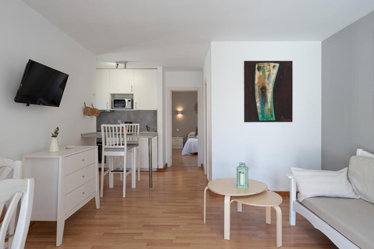 Homeforguest Apartment With Pool And Terrace 1 Min From The Beach Corralejo Exterior photo